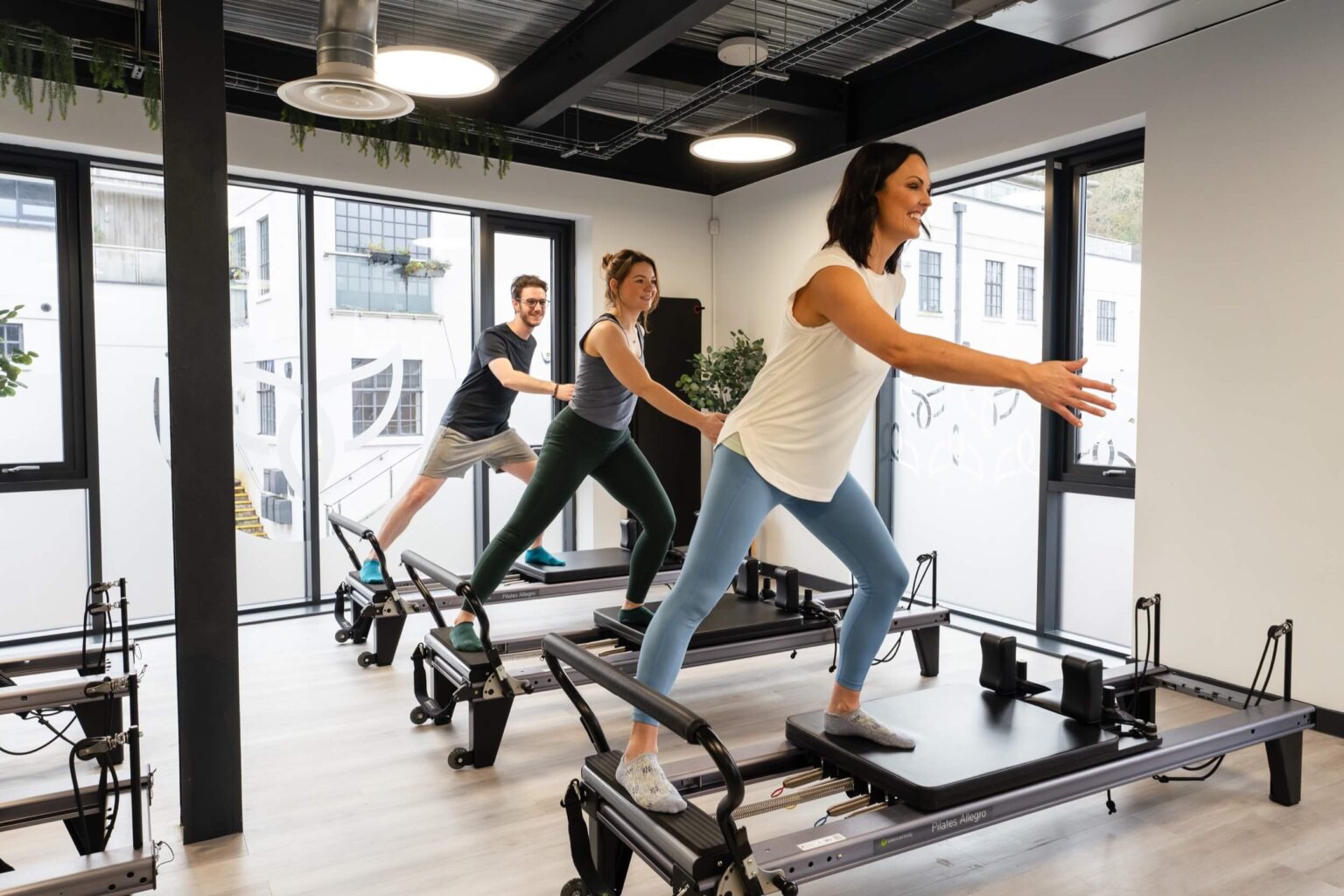 Soul-pilates-paintworks-studio-pilates-class-people-2024-13