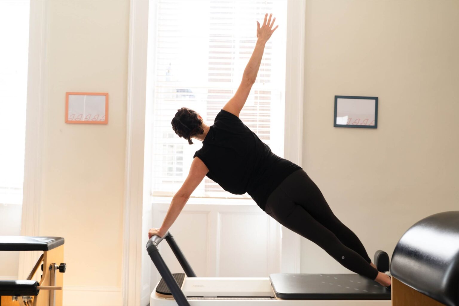Soul-pilates-queen-square-studio-pilates-class-people-april-2025-114