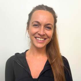 Bella-orlowski-headshot-soul-pilates